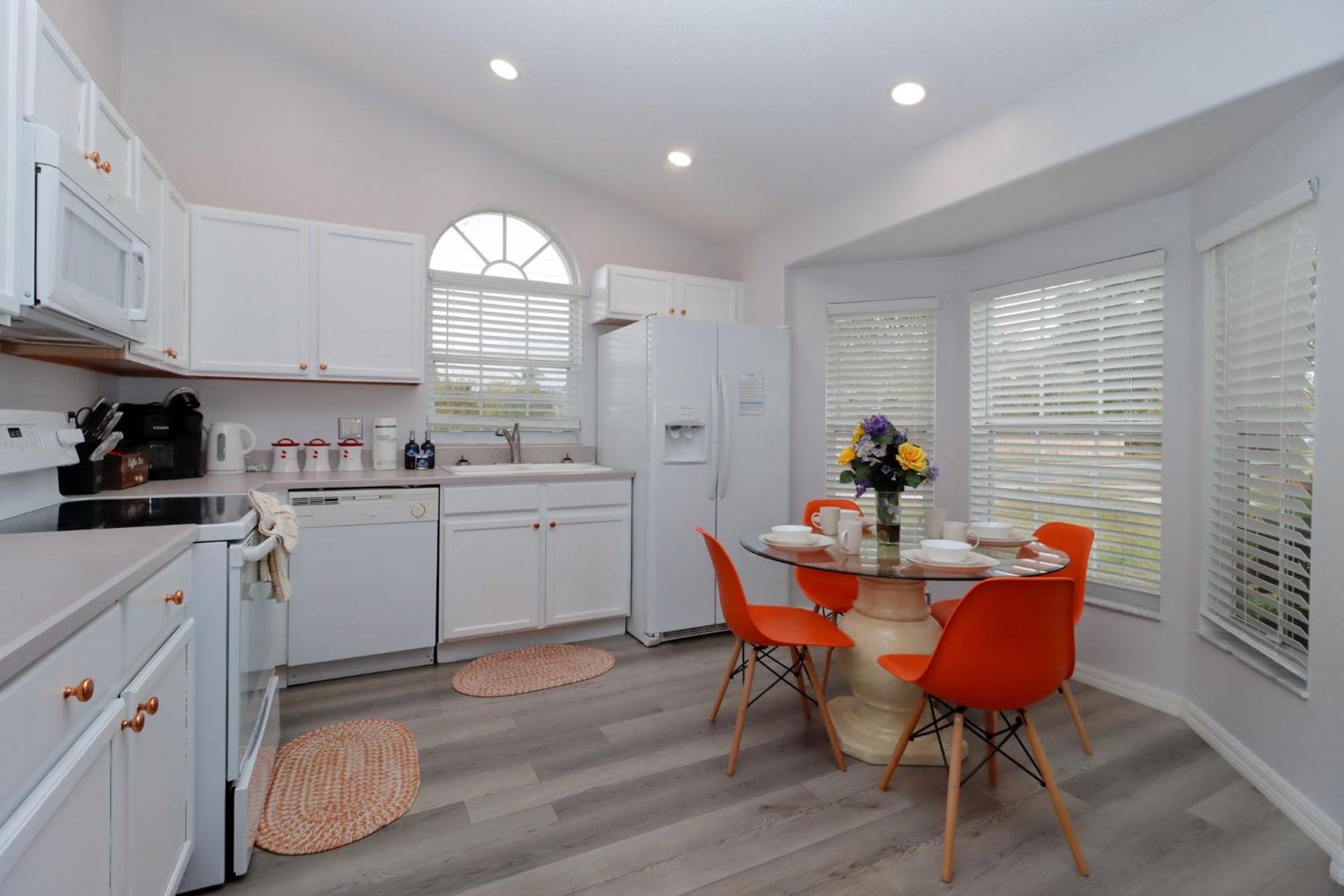 Makin Dreams With White Rose Villas - Private Pool - Game Room - Family Friendly - Nr Disney 키시미 외부 사진