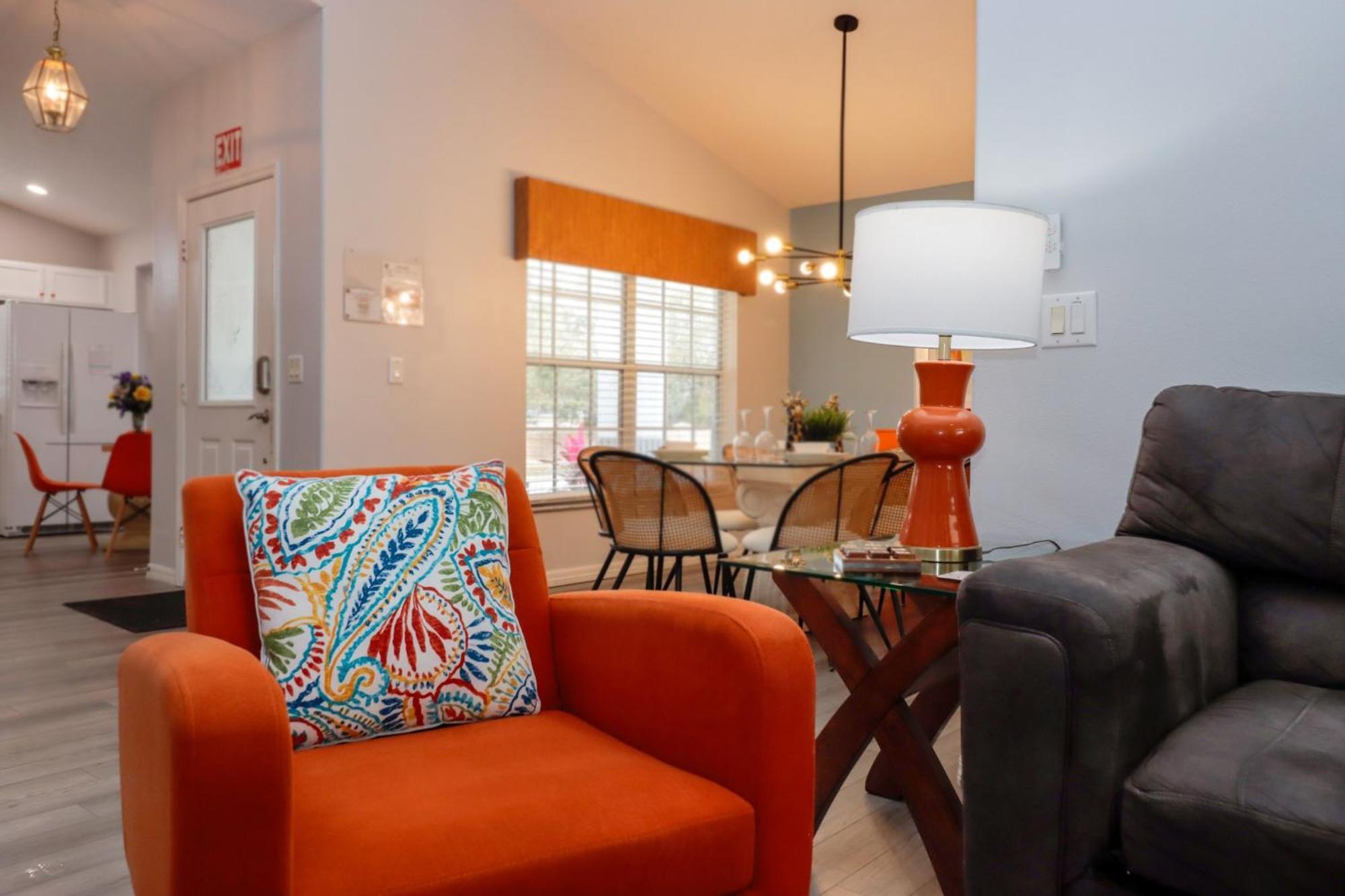 Makin Dreams With White Rose Villas - Private Pool - Game Room - Family Friendly - Nr Disney 키시미 외부 사진