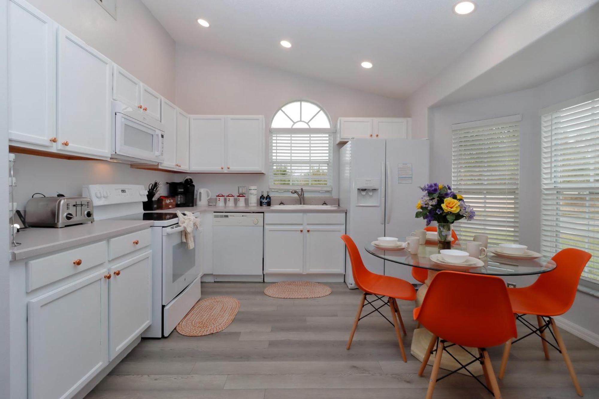 Makin Dreams With White Rose Villas - Private Pool - Game Room - Family Friendly - Nr Disney 키시미 외부 사진